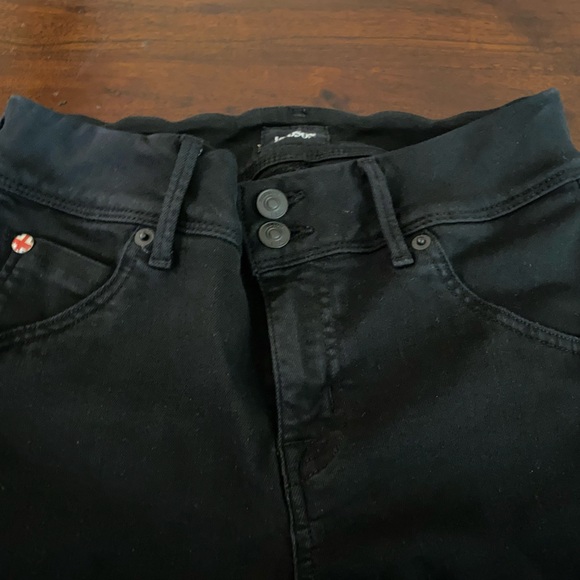 Ink black jeans,boot cut l, size 27. flat behind an issue? Not with these jeans - Picture 5 of 8